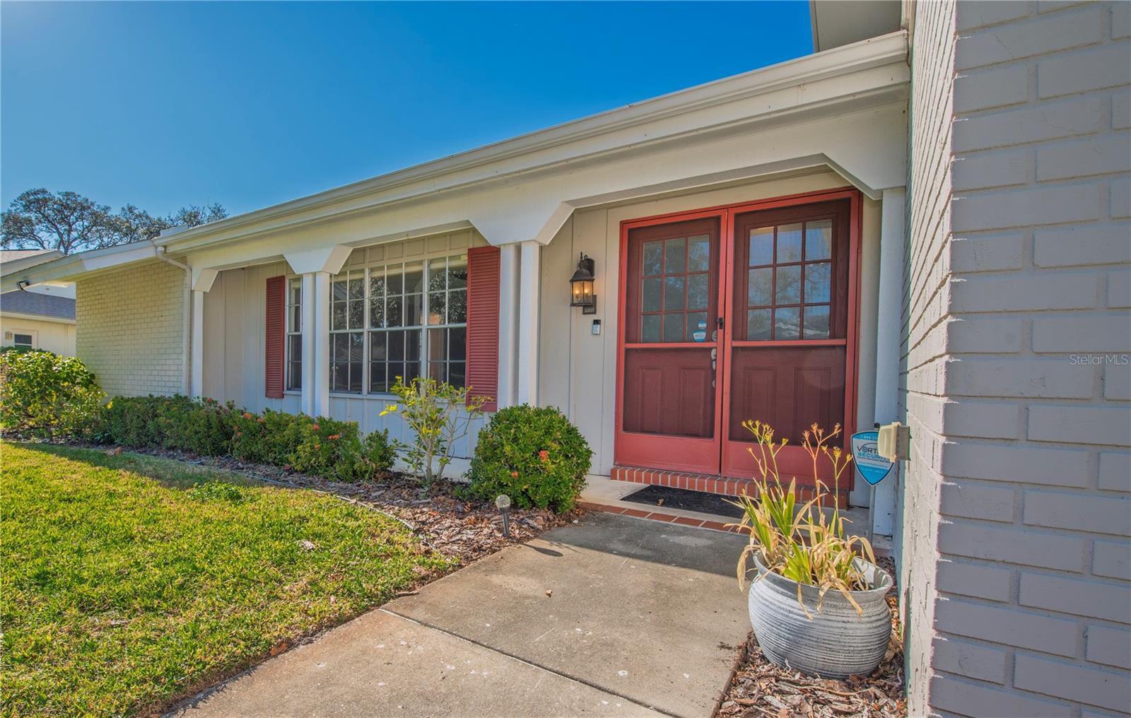 BEACON WOODS VILLAGE - Residential