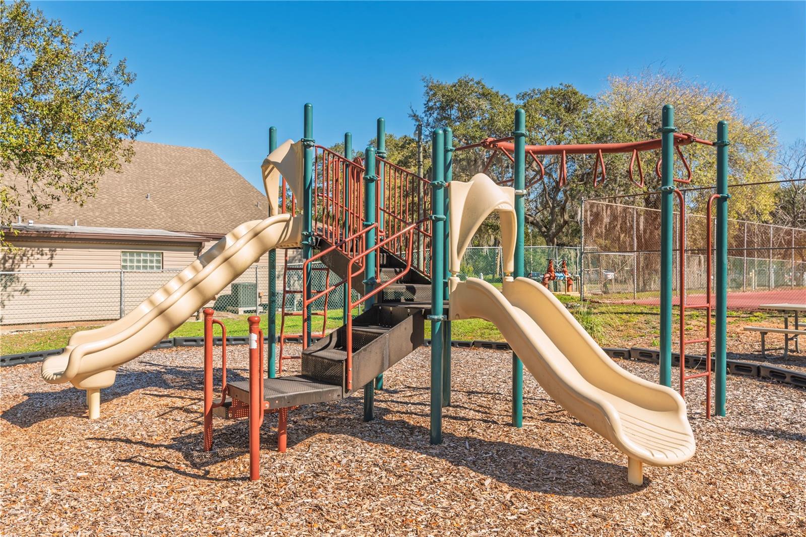 BEACON WOODS VILLAGE - Residential