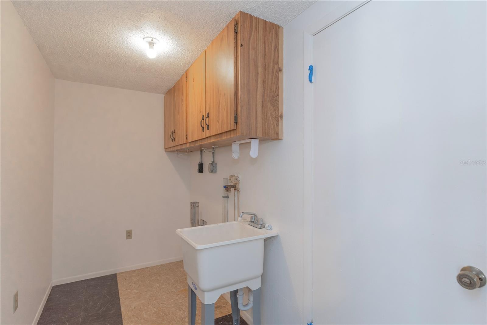 BEACON WOODS VILLAGE - Residential