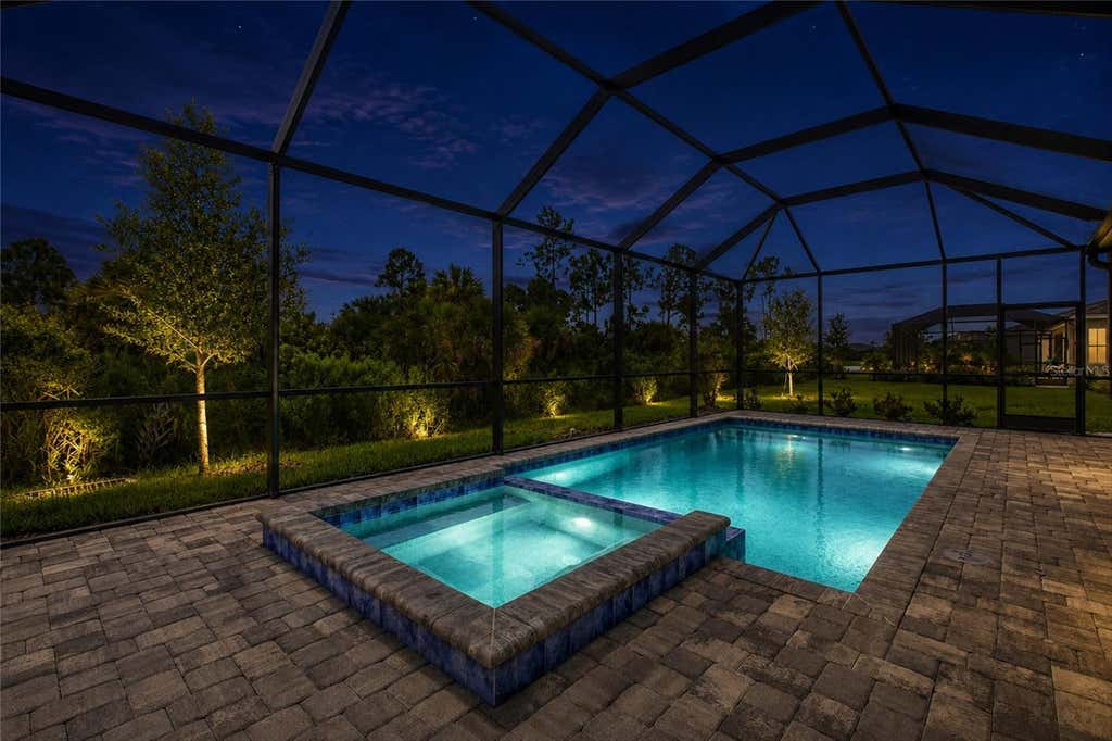 Photo of 11296 Pinot Drive, Venice, FL 34293 (MLS # C7529250)