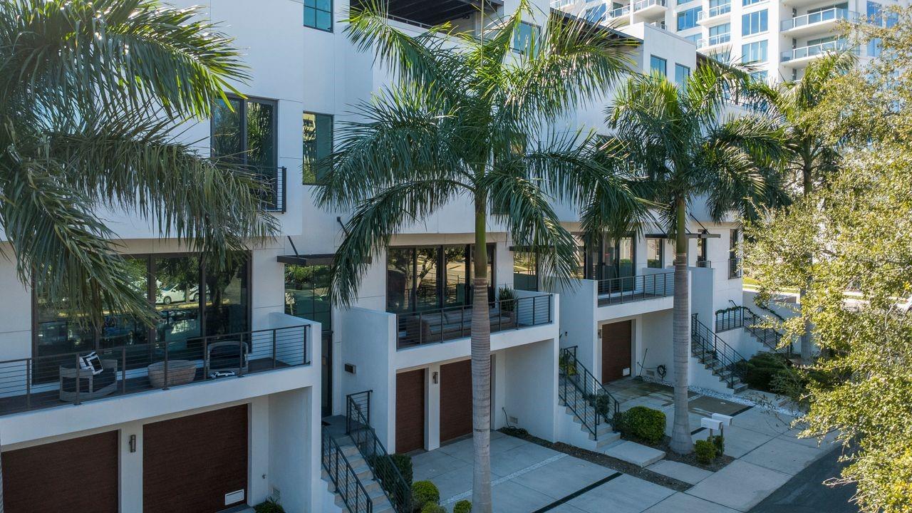 BAYSHORE SEVEN TWNHMS - Residential