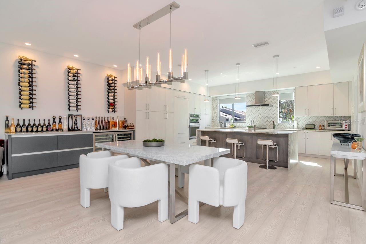 BAYSHORE SEVEN TWNHMS - Residential