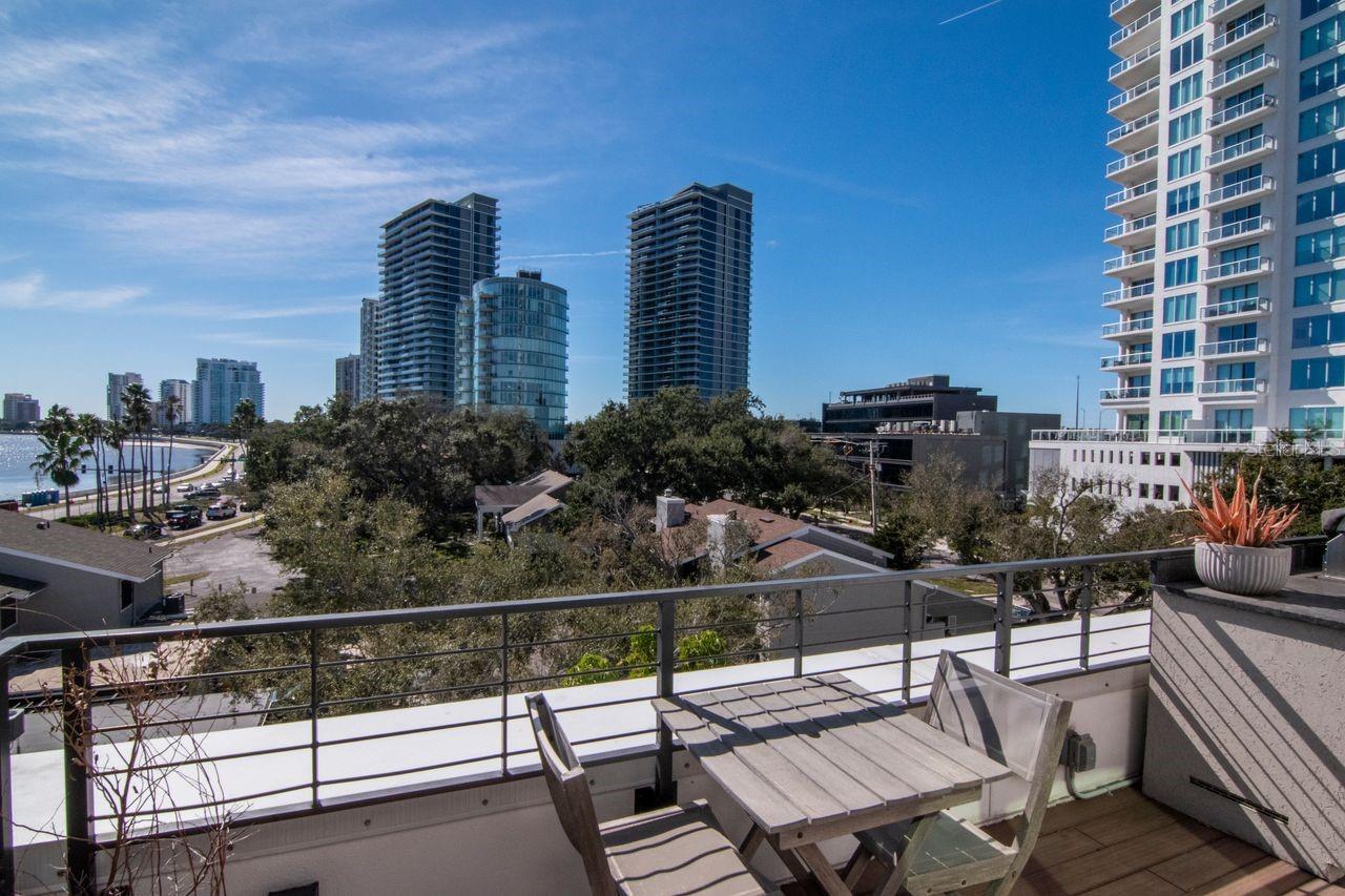 BAYSHORE SEVEN TWNHMS - Residential