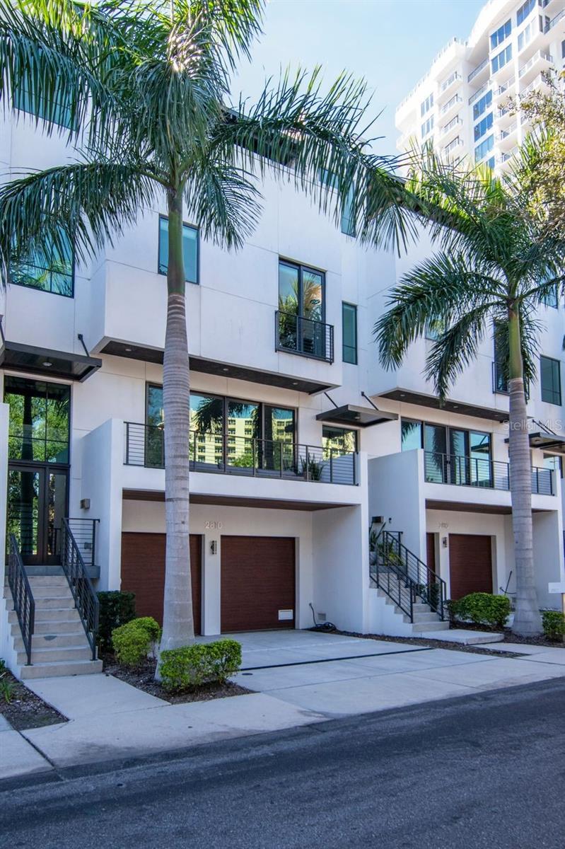 BAYSHORE SEVEN TWNHMS - Residential