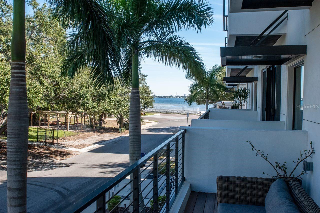 BAYSHORE SEVEN TWNHMS - Residential