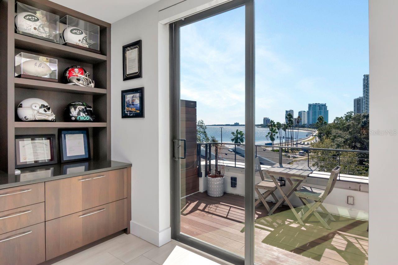 BAYSHORE SEVEN TWNHMS - Residential