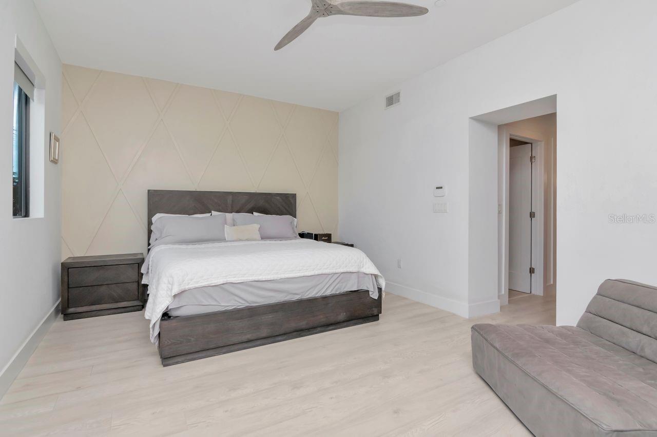 BAYSHORE SEVEN TWNHMS - Residential