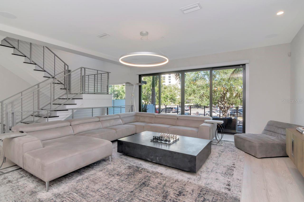 BAYSHORE SEVEN TWNHMS - Residential