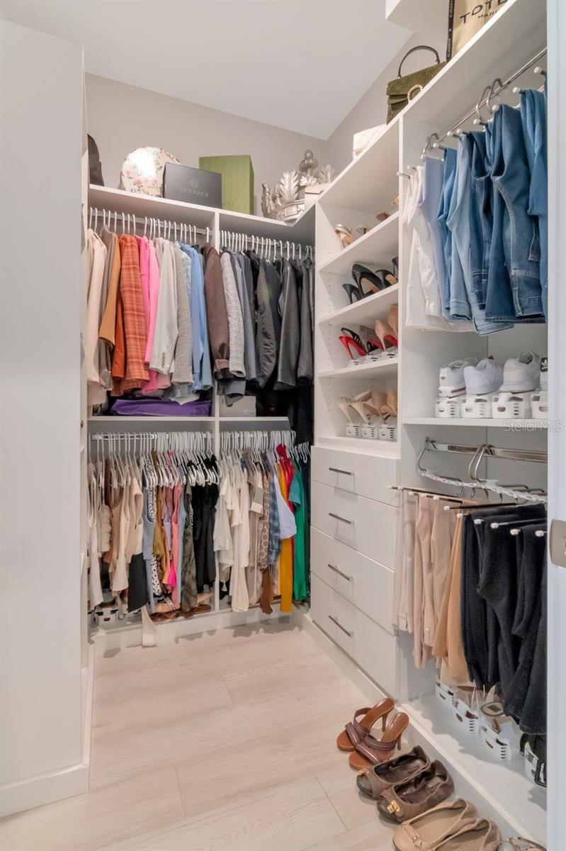 BAYSHORE SEVEN TWNHMS - Residential