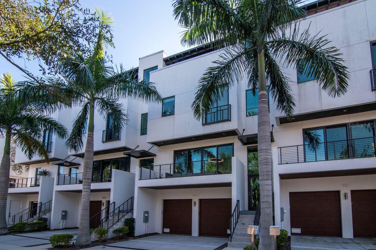 BAYSHORE SEVEN TWNHMS - Residential