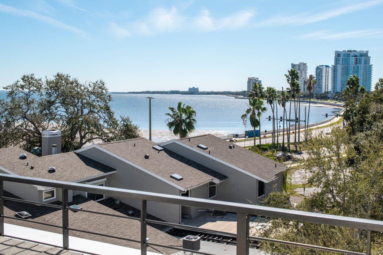 BAYSHORE SEVEN TWNHMS - Residential