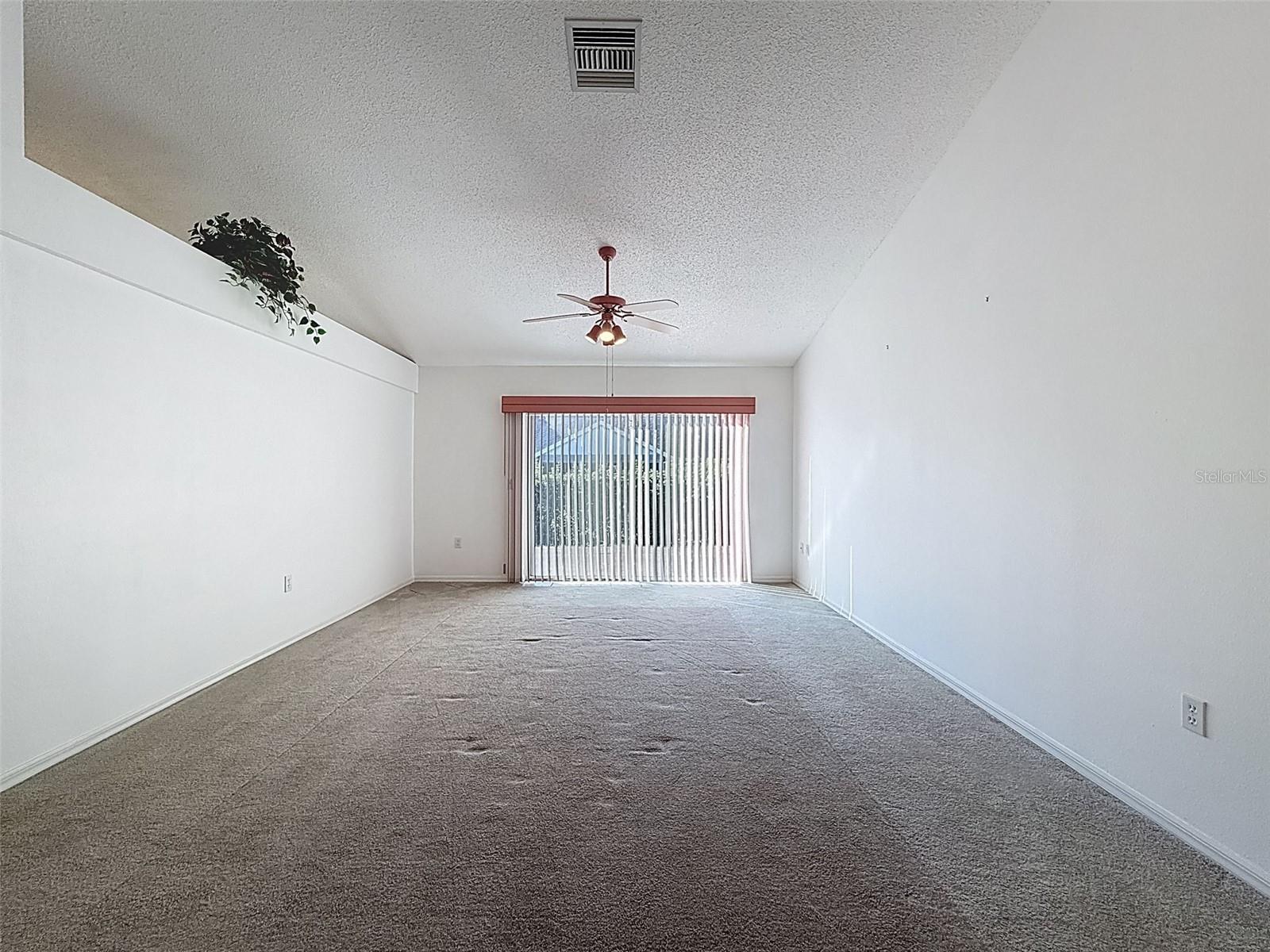 RAINBOW OAKS - Residential