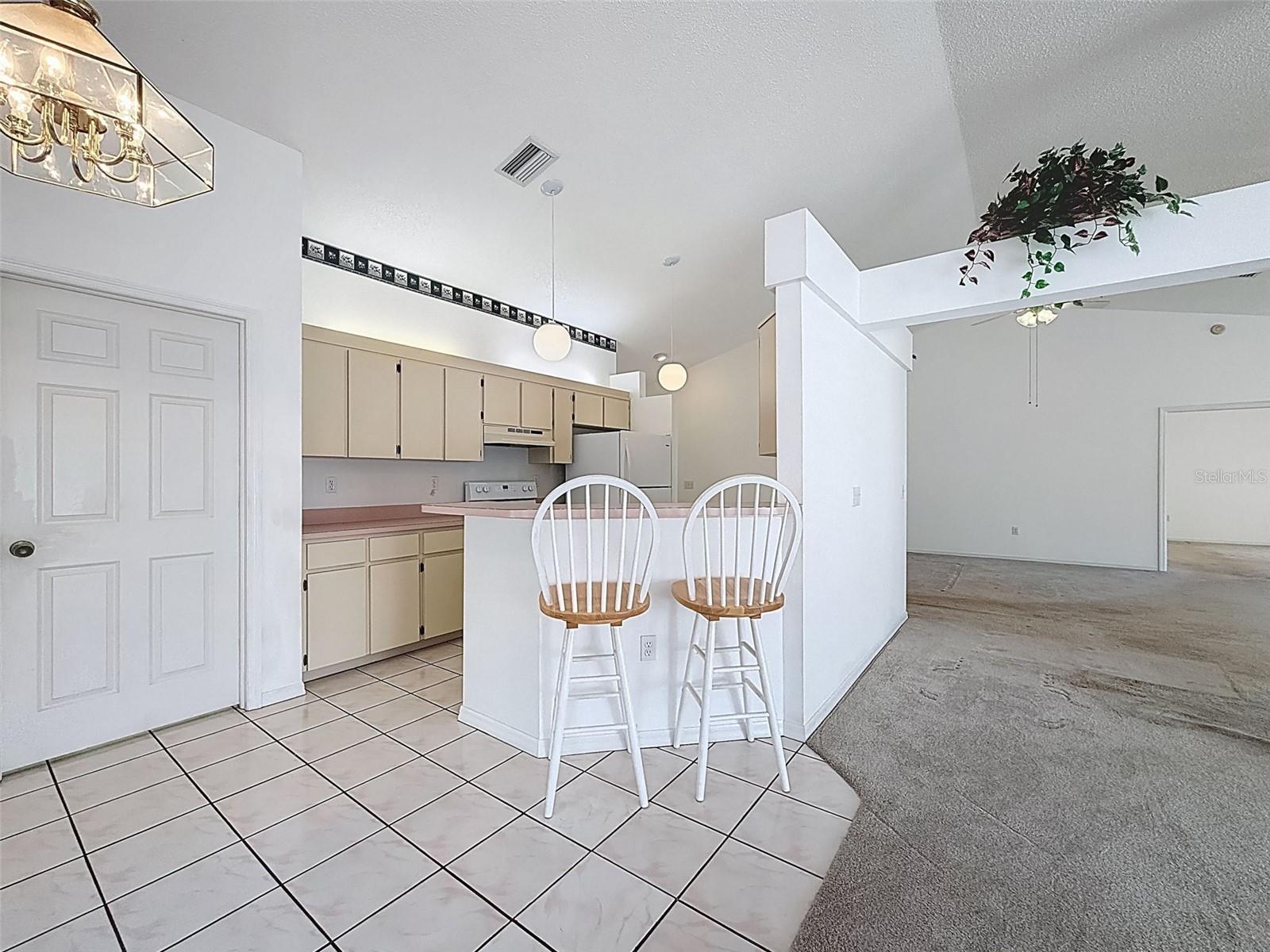 RAINBOW OAKS - Residential