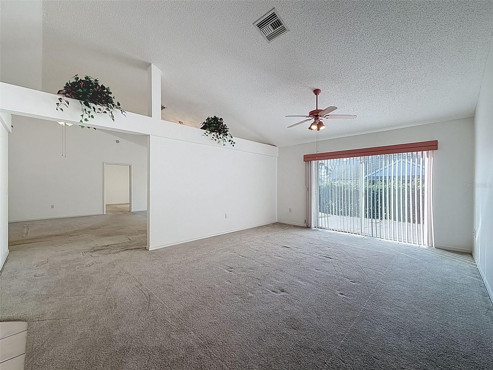 RAINBOW OAKS - Residential