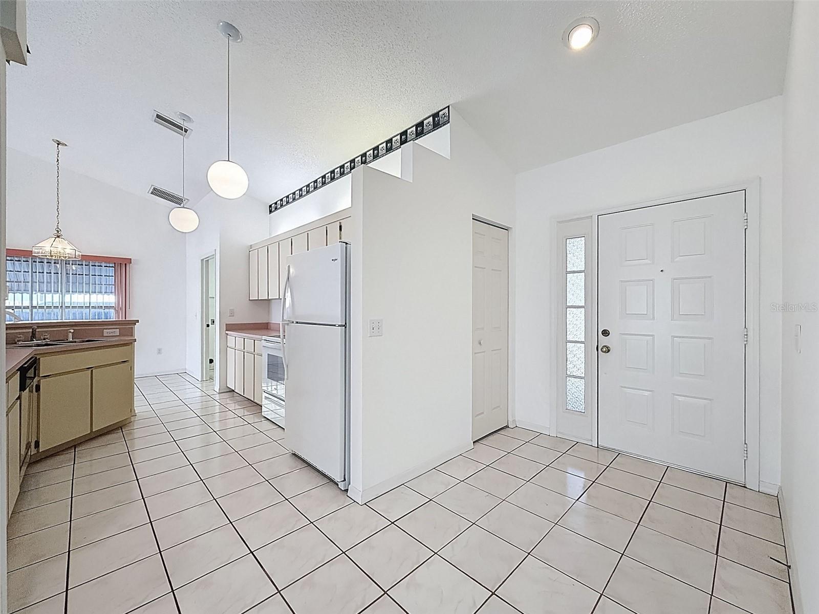 RAINBOW OAKS - Residential