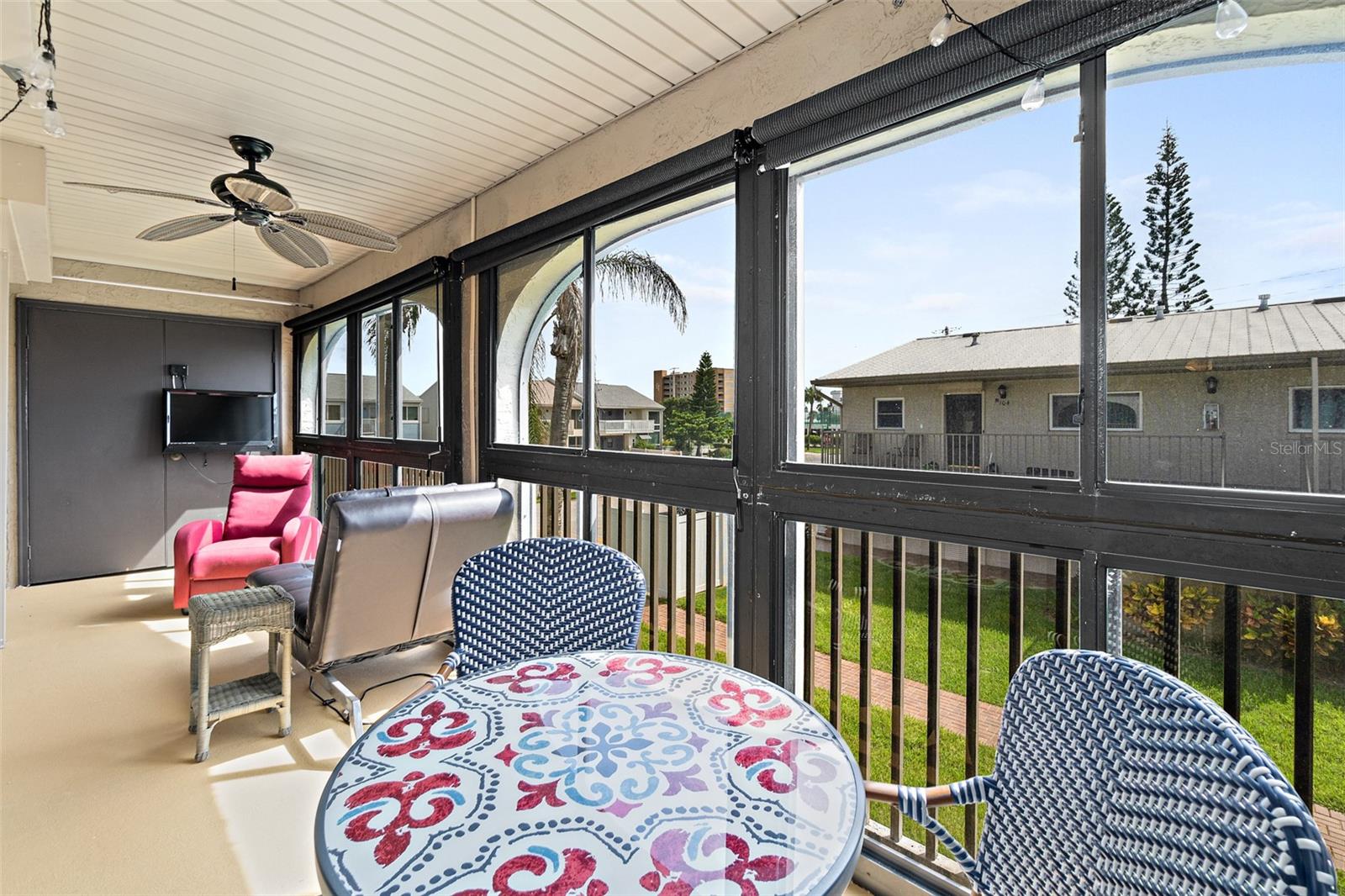 CASTAWAY VILLAS CONDO PH 3 - Residential