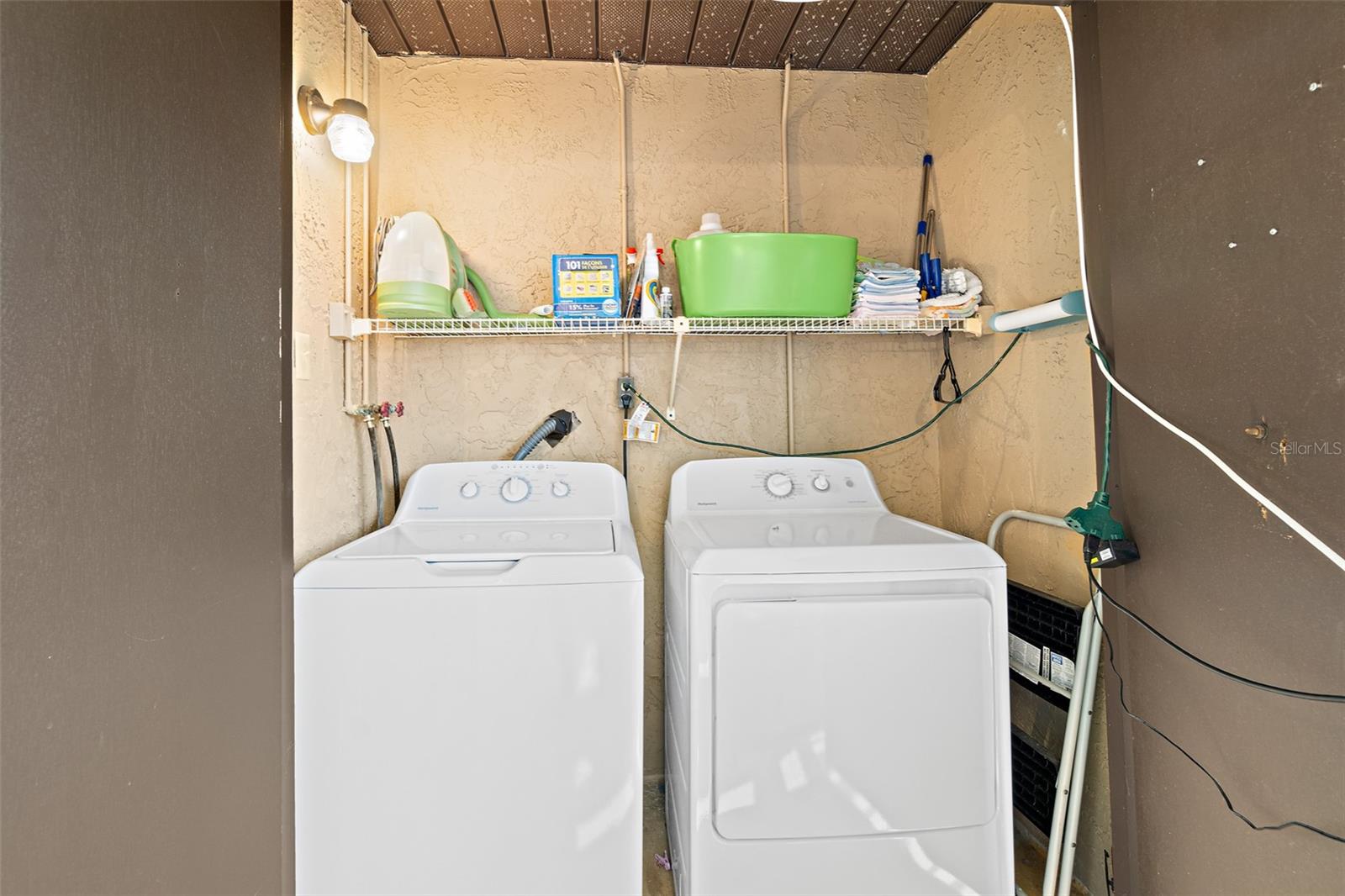 CASTAWAY VILLAS CONDO PH 3 - Residential