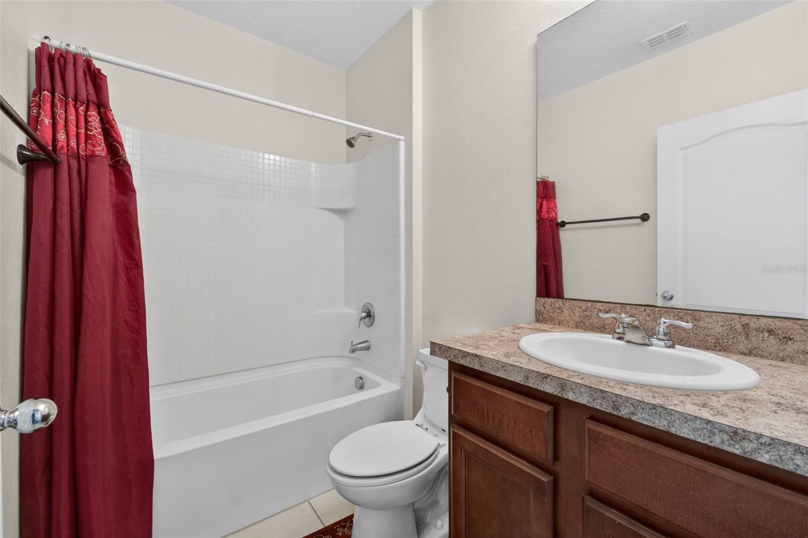 LAKE CUMMINGS ESTATES - Residential