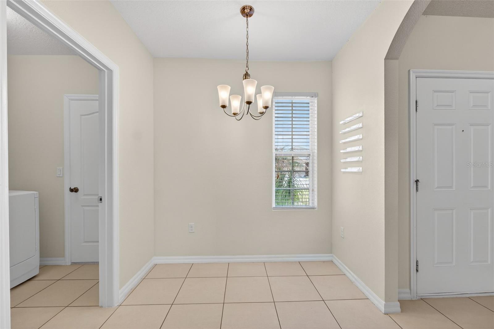 LAKE CUMMINGS ESTATES - Residential