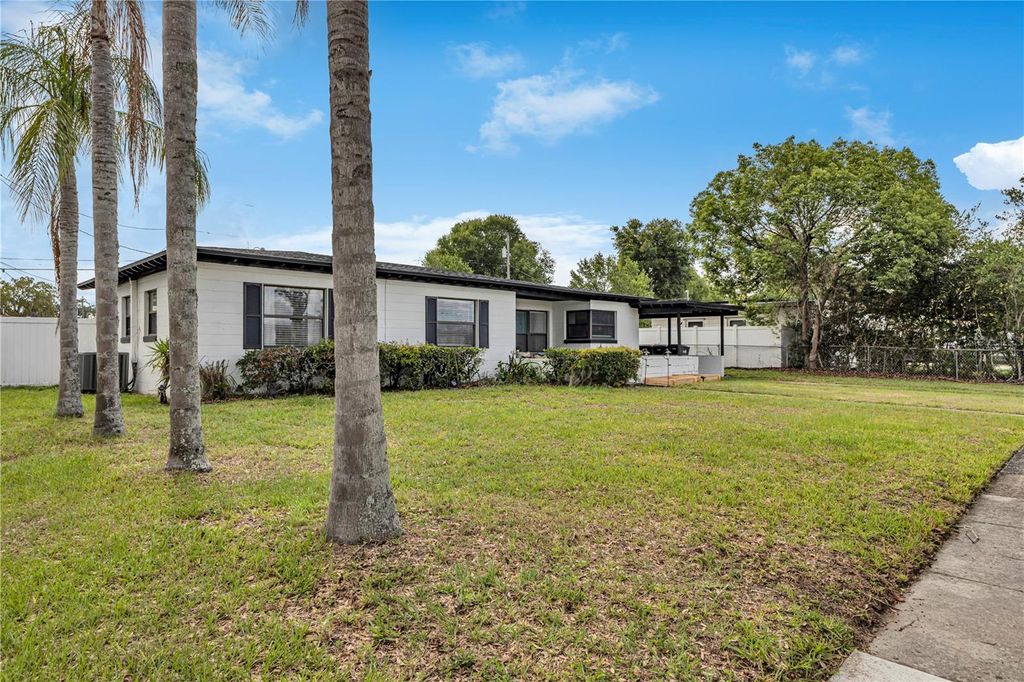 Photo of 1632 Hollis Drive, Orlando, FL 32822 (MLS # S5150246)