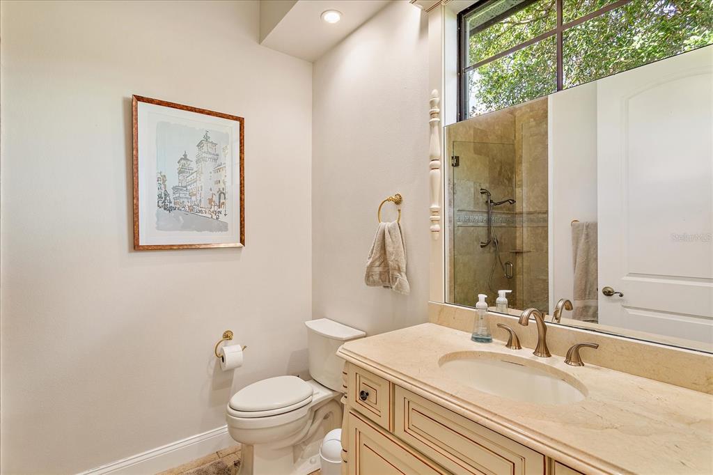 KEENES POINTE - Residential