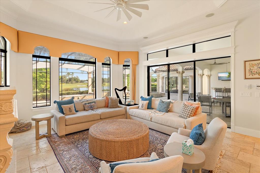 KEENES POINTE - Residential