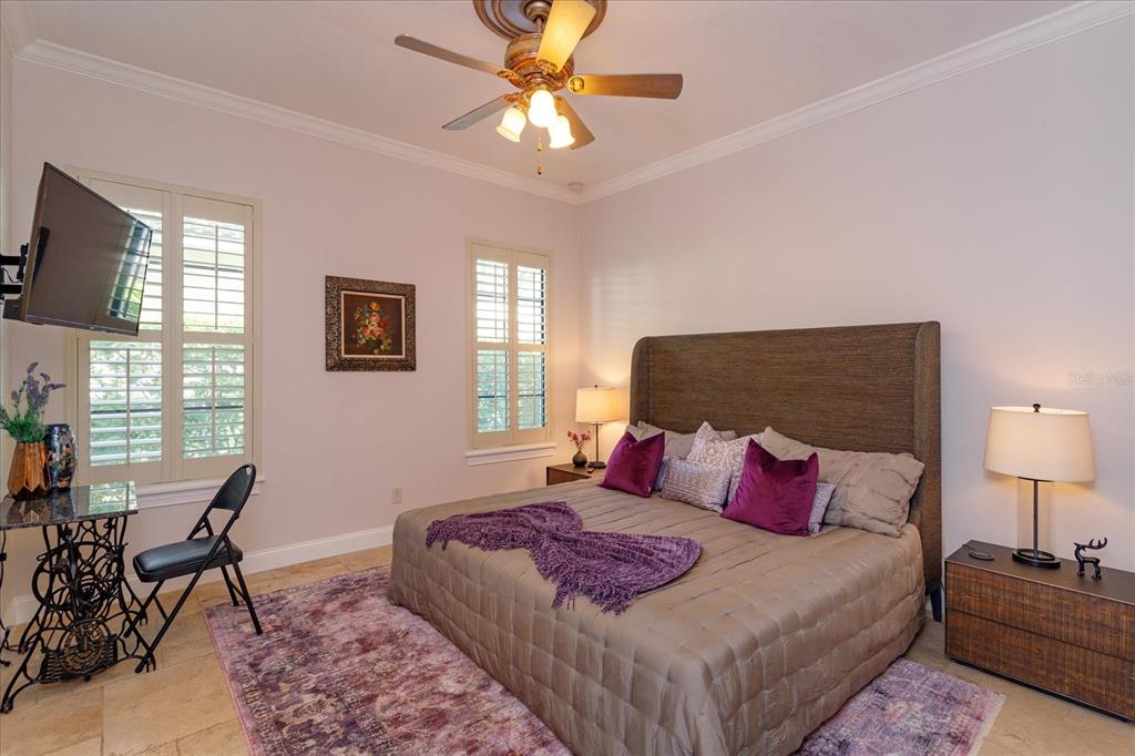 KEENES POINTE - Residential