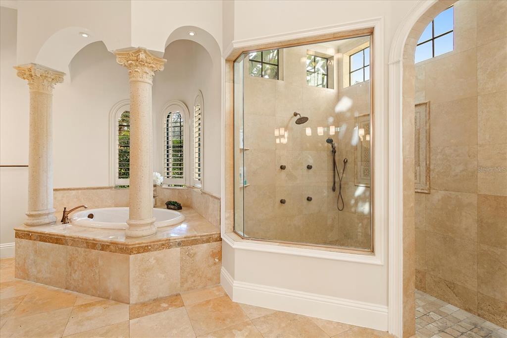 KEENES POINTE - Residential