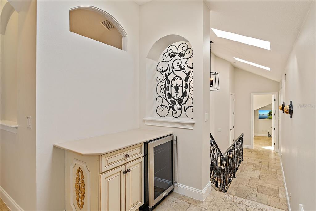 KEENES POINTE - Residential