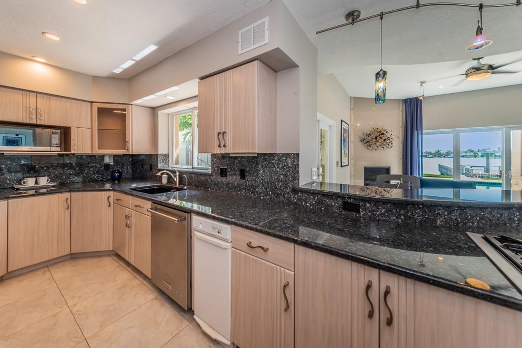 NORTH REDINGTON BEACH SEC B - Residential Lease