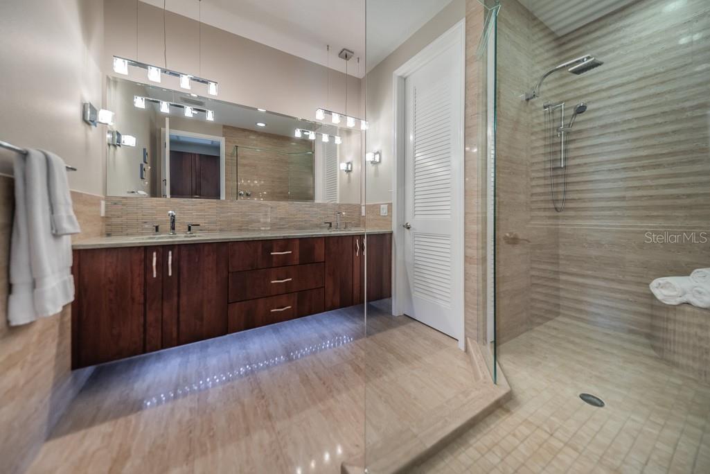 NORTH REDINGTON BEACH SEC B - Residential Lease