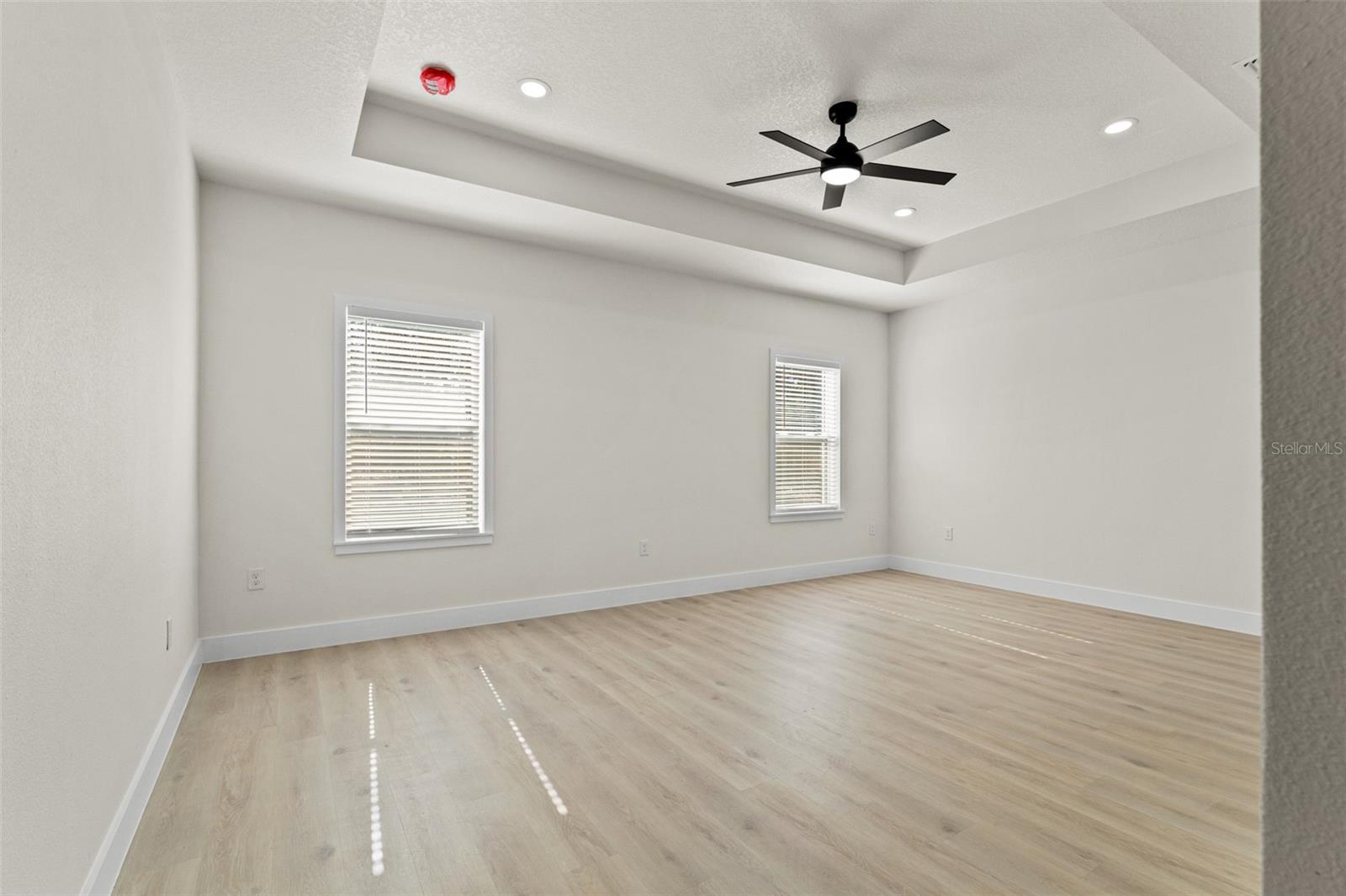 ROYAL HIGHLANDS - Residential