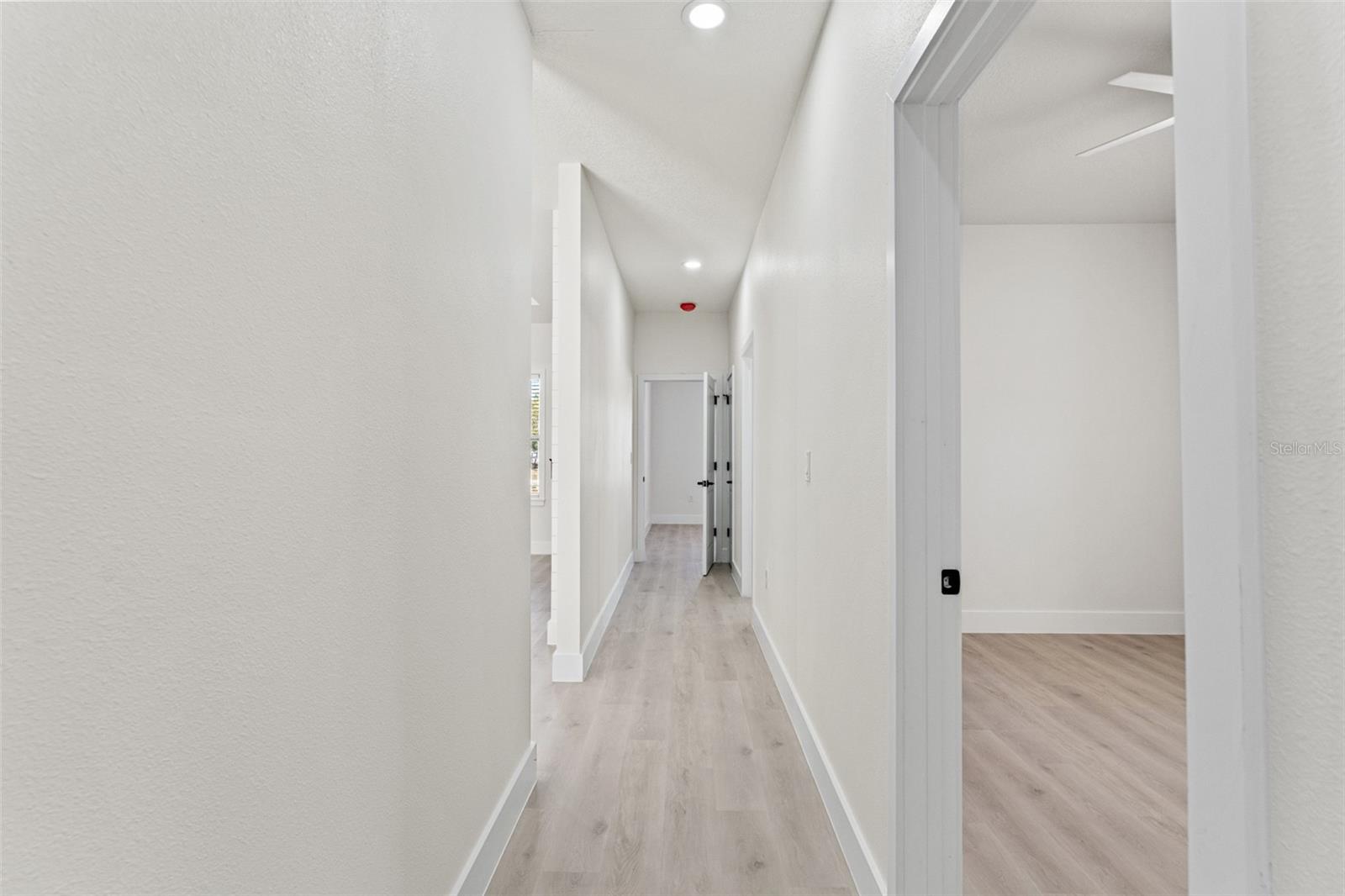 ROYAL HIGHLANDS - Residential