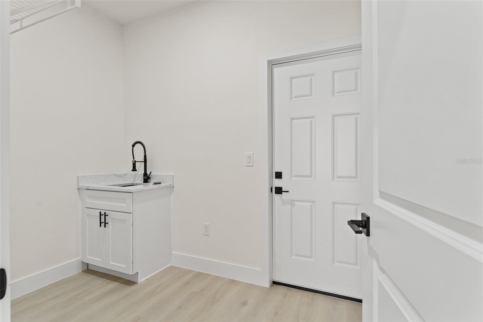 ROYAL HIGHLANDS - Residential