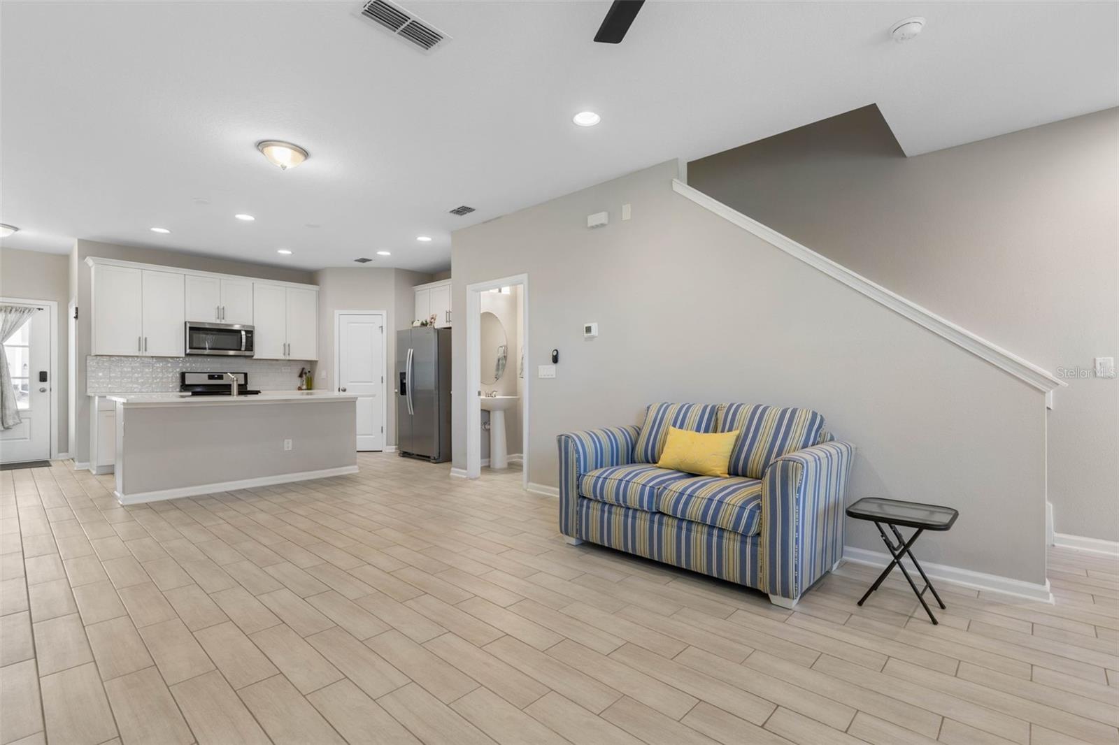 SILVER LNDG - Residential