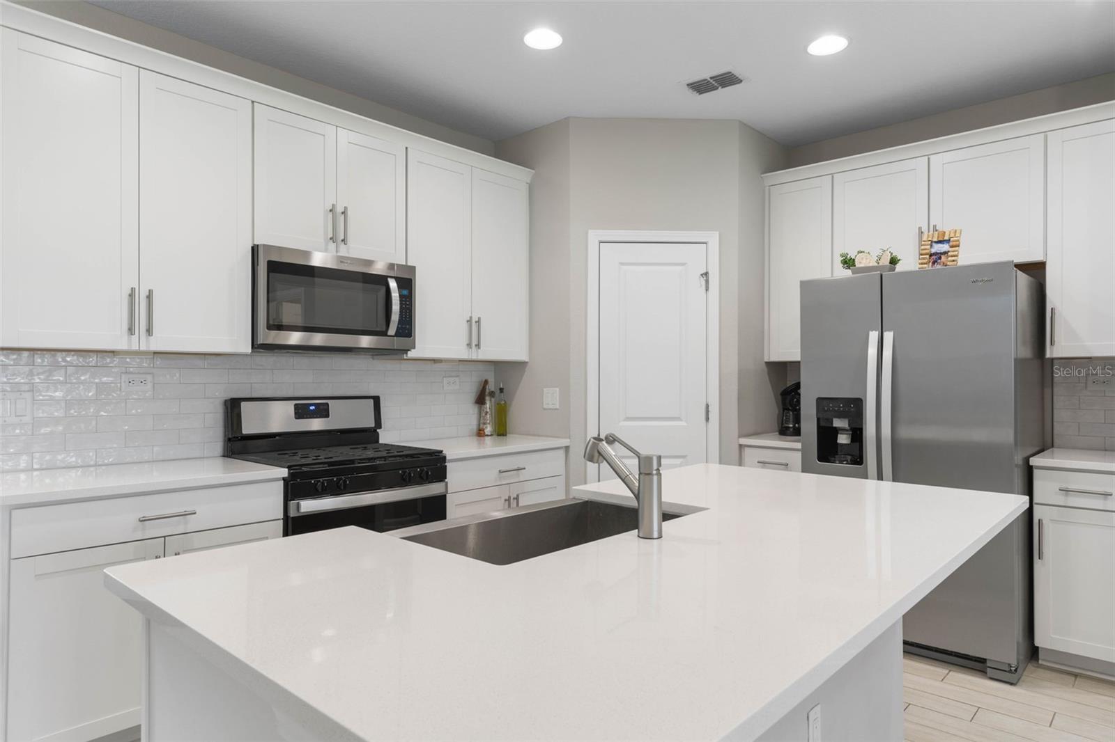 SILVER LNDG - Residential