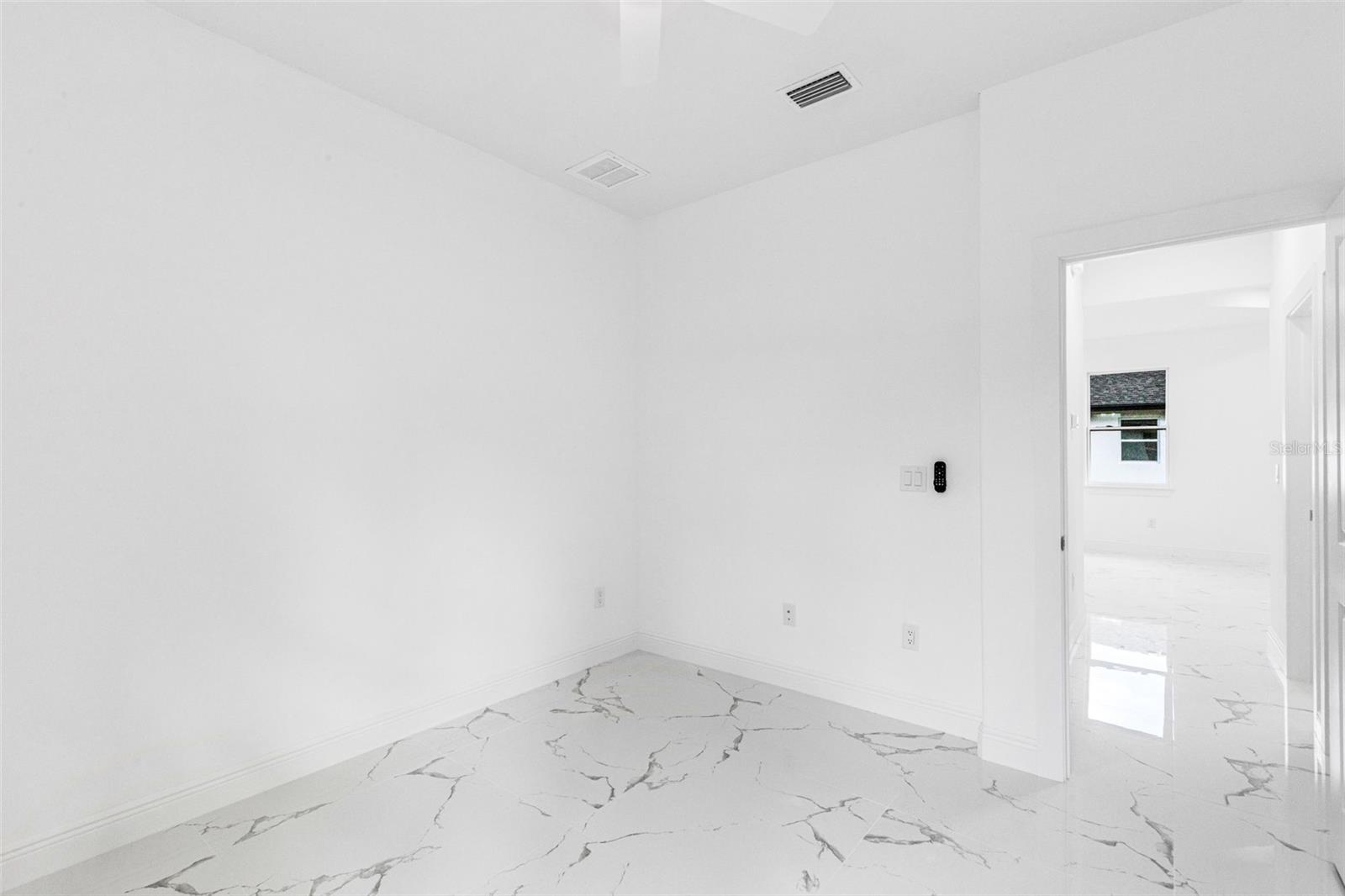 LOWRY LANE SUB - Residential