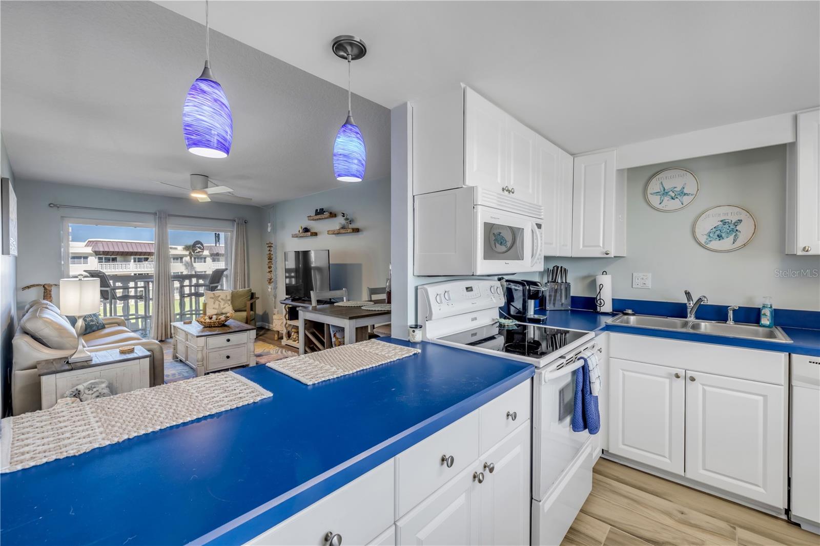 CHATEAU BY SEA - Residential