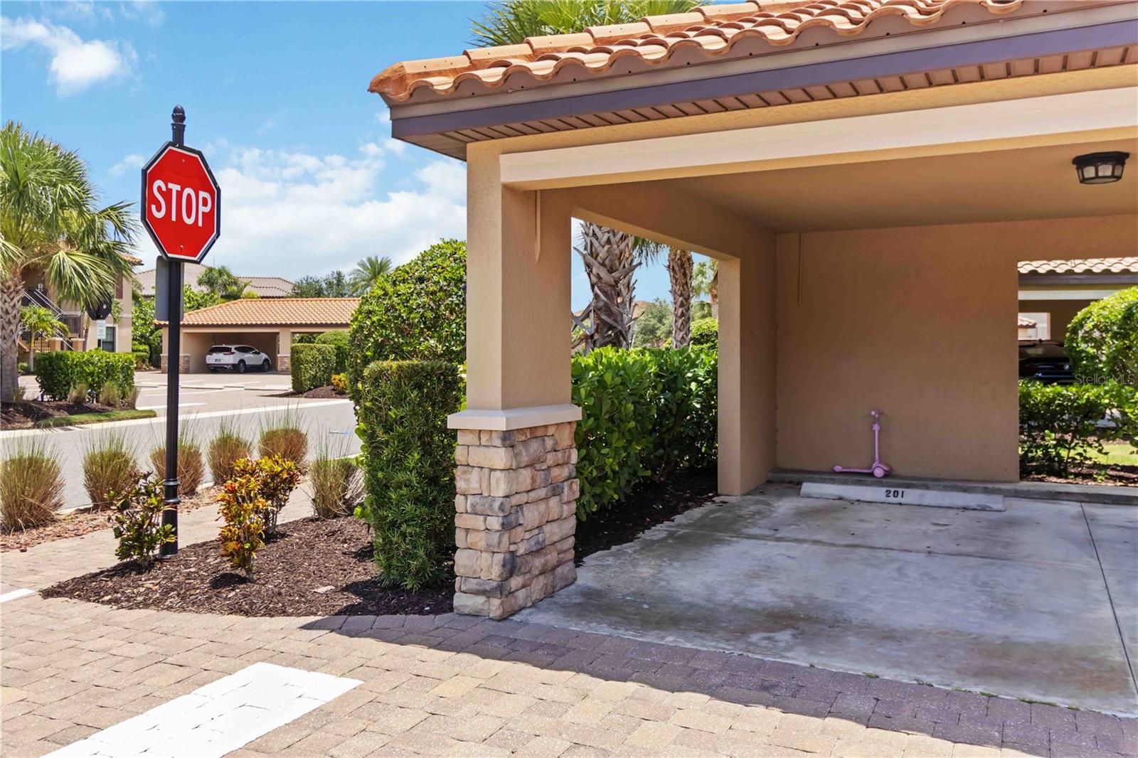 13608 MESSINA LOOP 201