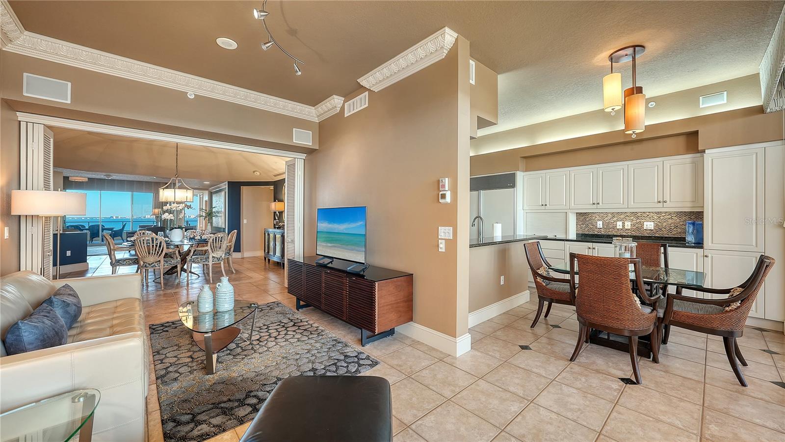 GRAND BAY 3 - Residential