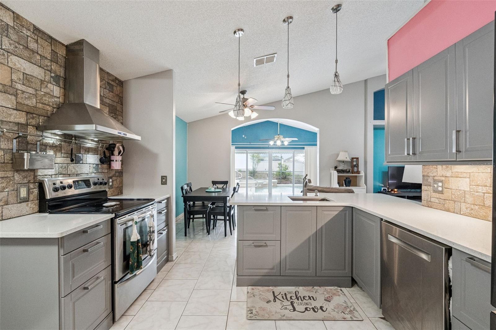 SUNRIDGE WOODS PH 03 - Residential