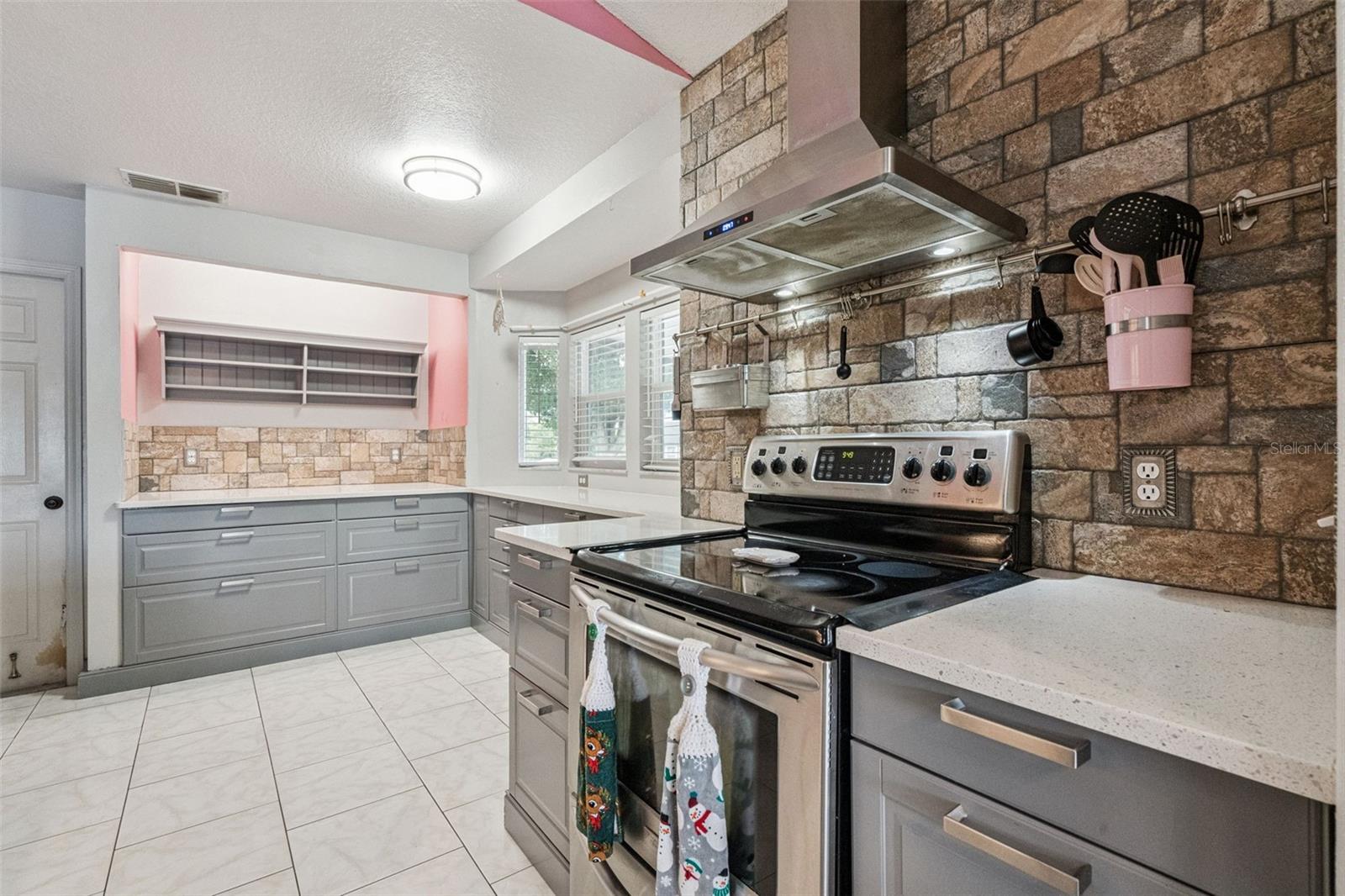 SUNRIDGE WOODS PH 03 - Residential