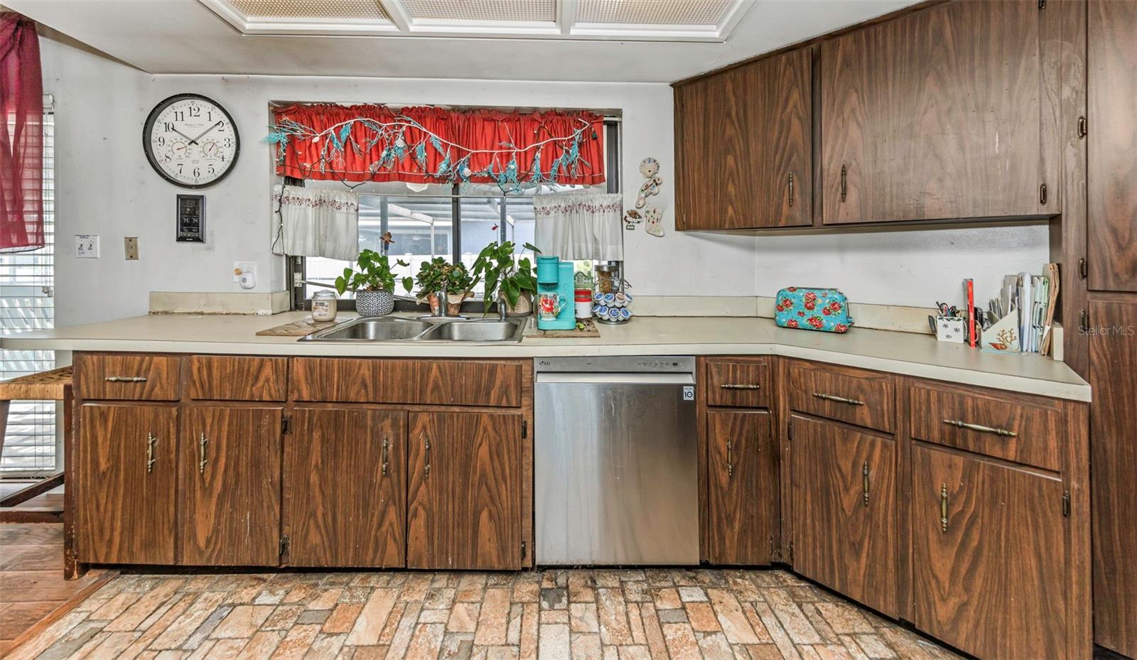 COUNTRY VILLAS - Residential