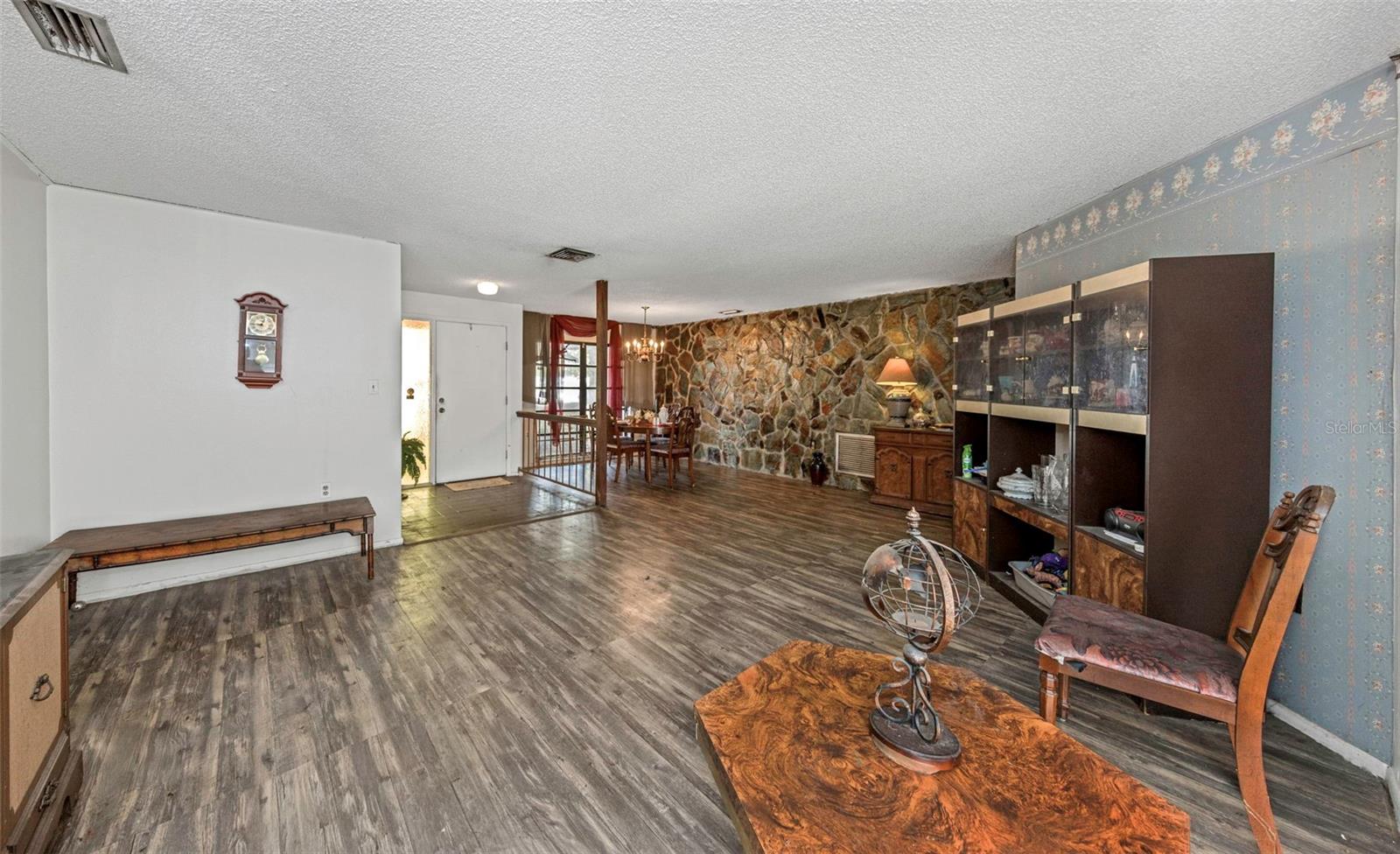 COUNTRY VILLAS - Residential