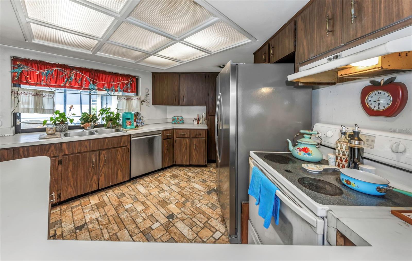 COUNTRY VILLAS - Residential