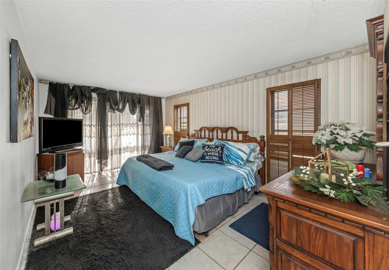 COUNTRY VILLAS - Residential