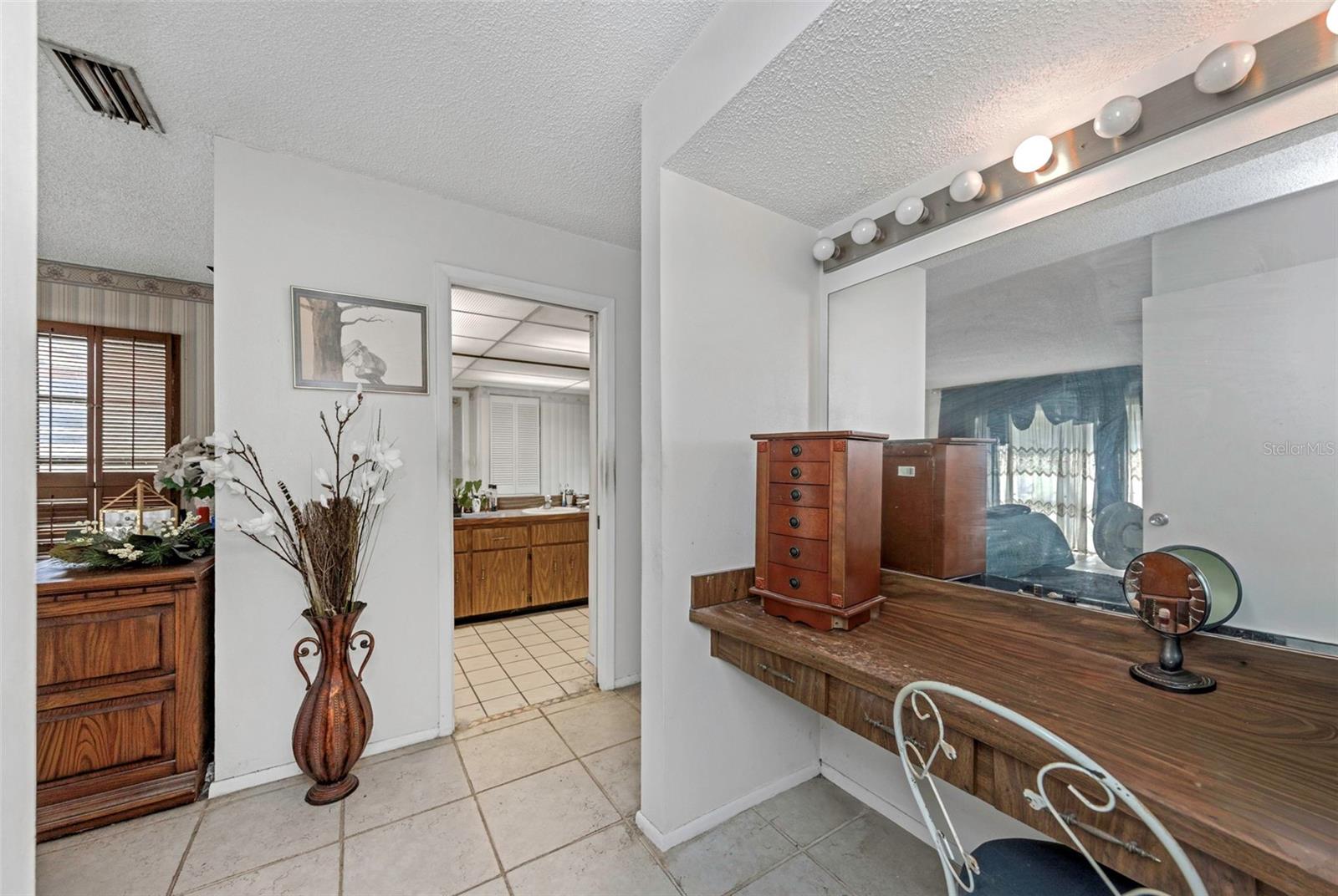 COUNTRY VILLAS - Residential