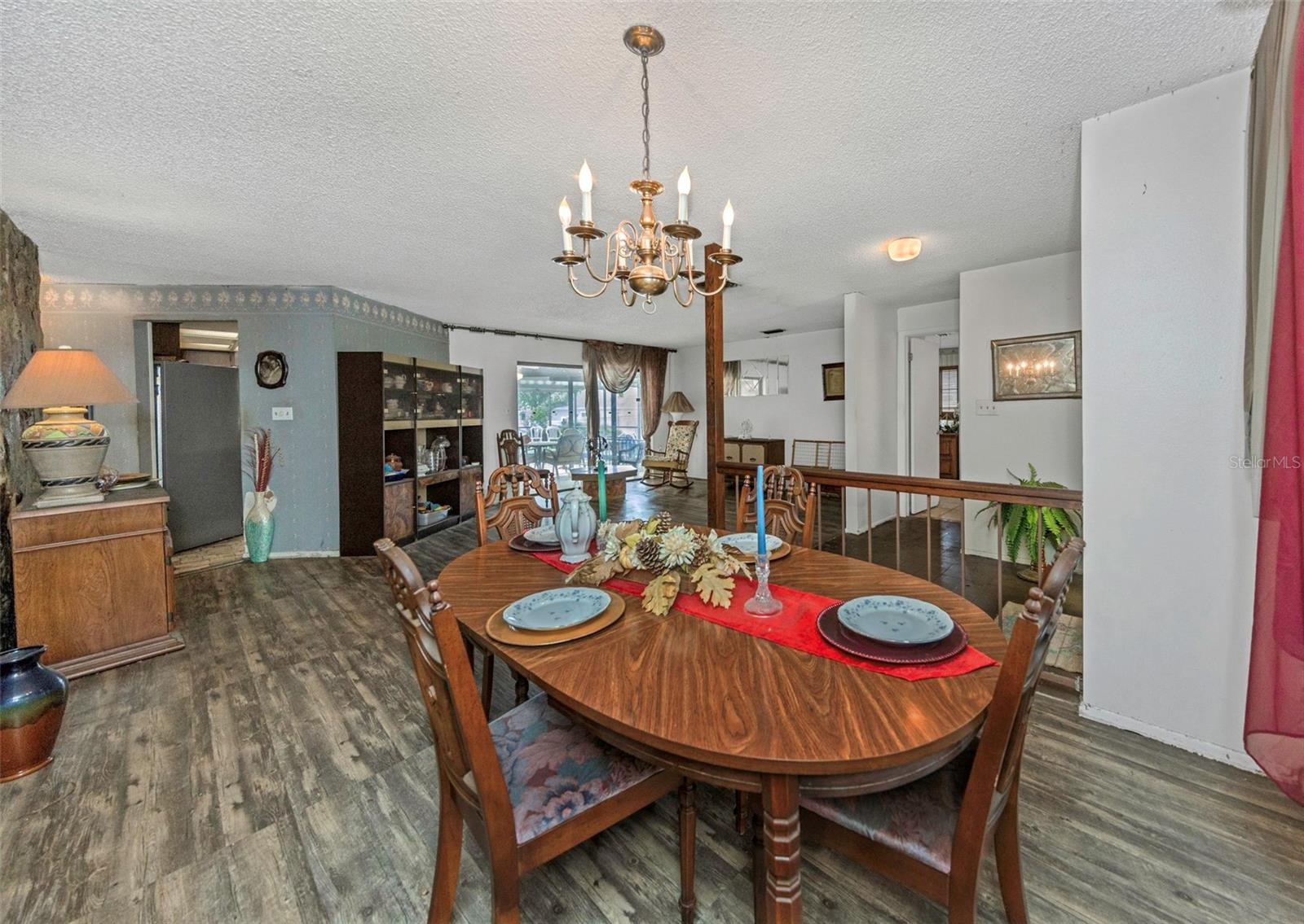 COUNTRY VILLAS - Residential