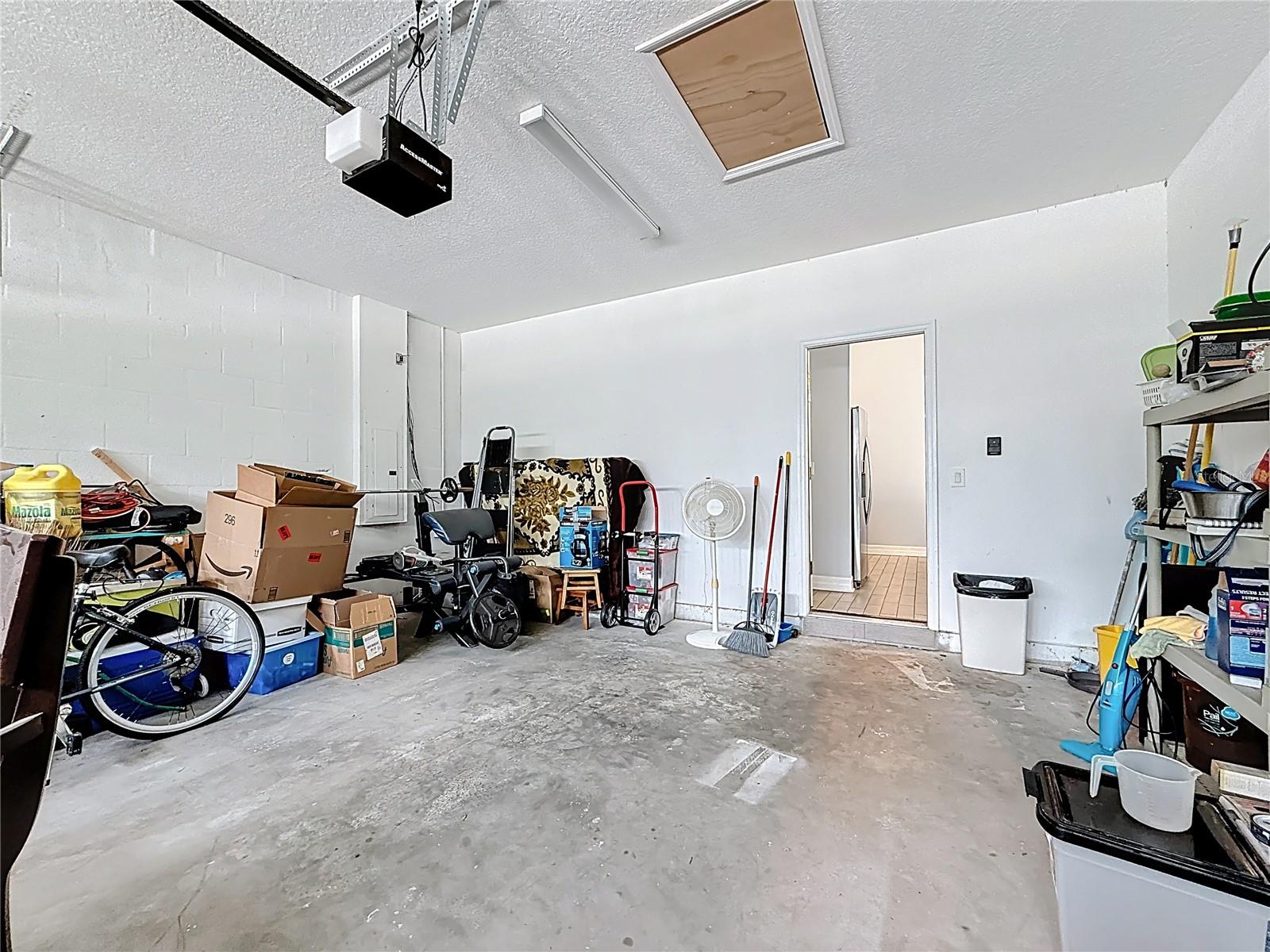 BELLEAIR COMMOMS - Residential