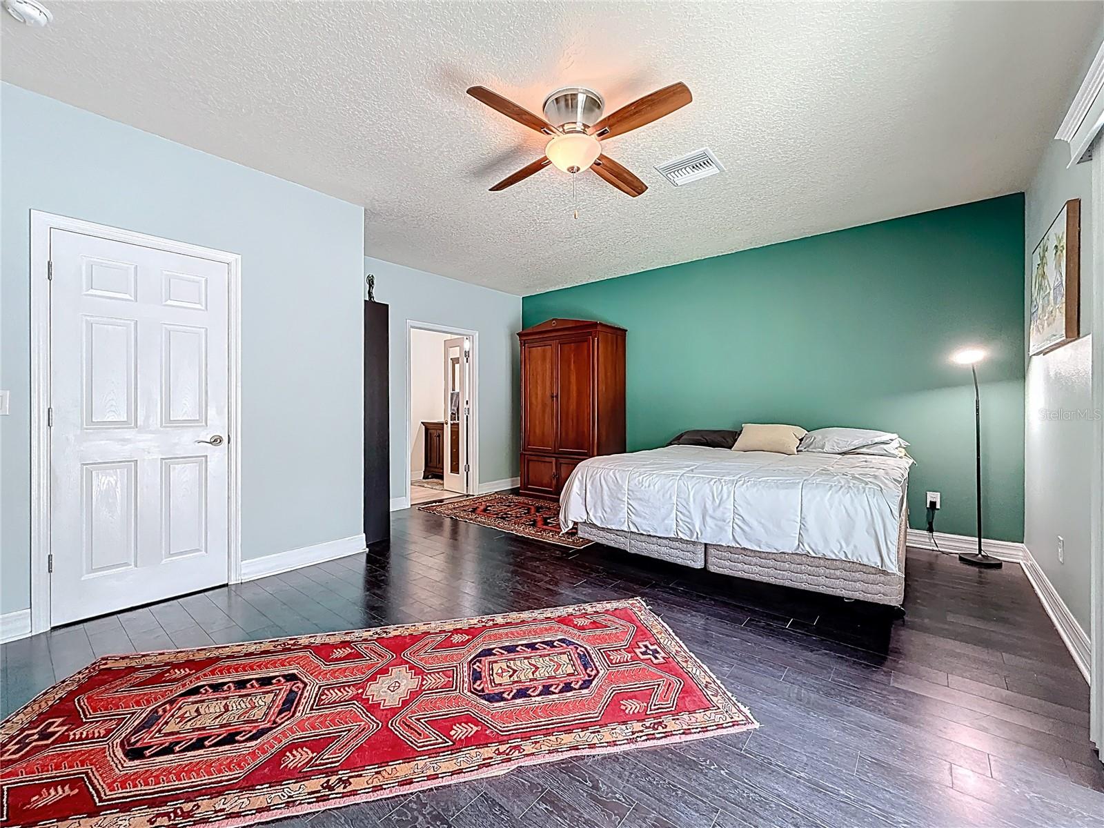 BELLEAIR COMMOMS - Residential